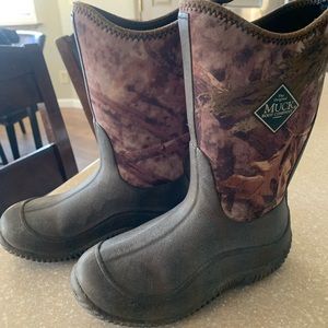 Kids Muck boots, sz 1